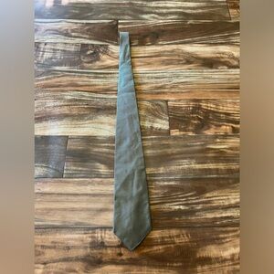 Brooks Brothers makers, imported silk, geometric, print, black and gold neck tie